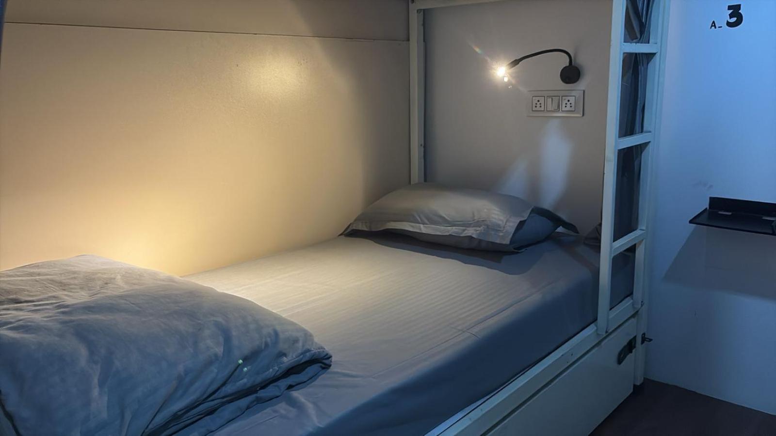 Hostel Simple Belle By Half Orangee With Swimming Pool ,near To -clubs - Hill For Corporate Bookings-summer Vacation!! Vagator